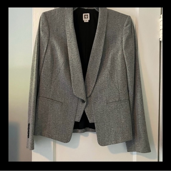 Anne Klein Pantsuit Gorgeously Tailored - Picture 2 of 14